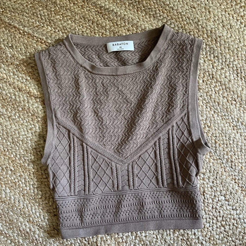 Babaton Crop